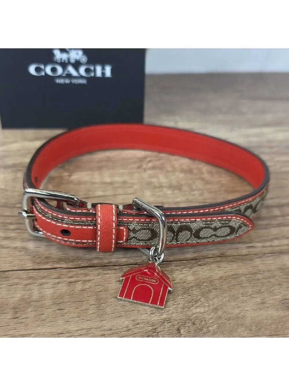 Coach Size M 60339 Red and Brown Signature Dog Collar Charm‎